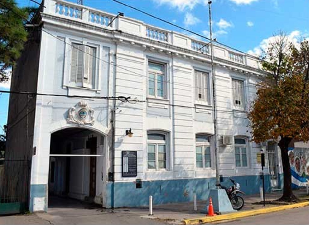 Bragado Intentó matar a su ex suegro con una cuchilla Semanario Extra